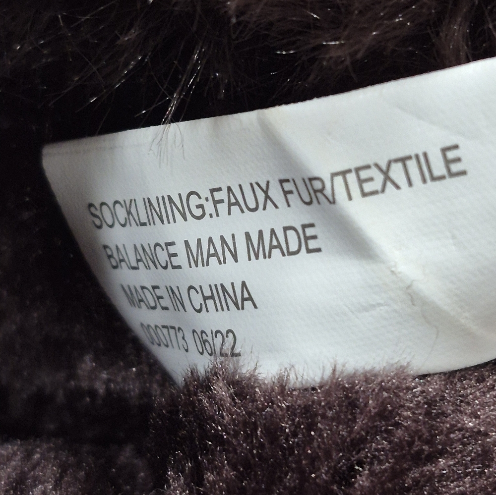 Like New! White Mountain Faux Suede And Fur Boots - Picture 8 of 9